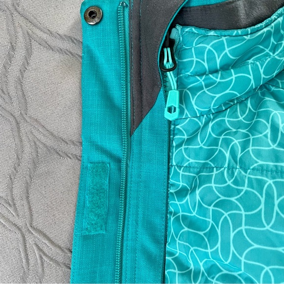 Mountain Hardwear 3-in-1 Snow Jacket - Picture 6 of 10